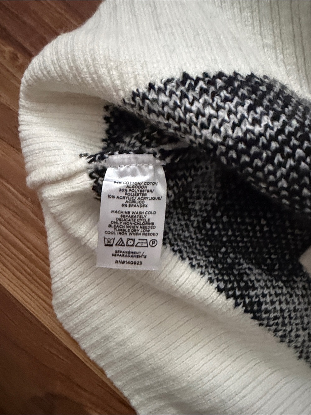 LOFT Geometric Cardigan - Picture 4 of 5